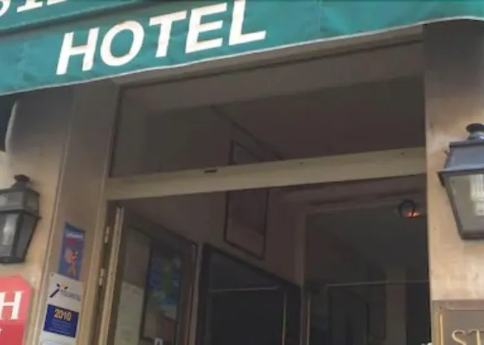 Hotel Stanislas Sans Ascenseur Parigi